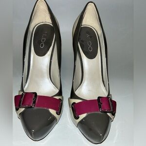 Pre loved Aldo platform heel
